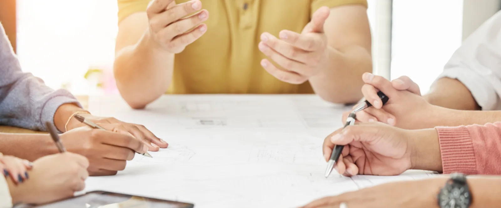 Stop Fighting Silos, Start Scaling: Why Alignment is the Key to Business Growth